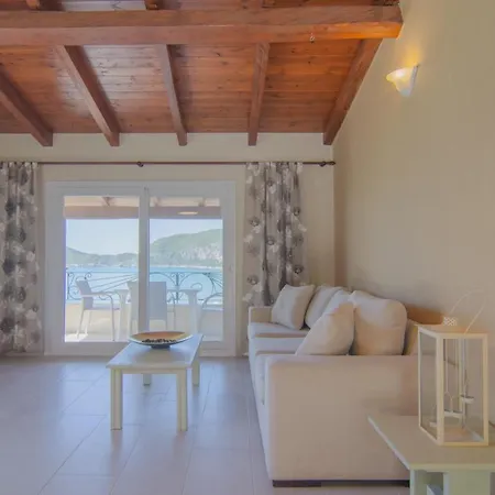 Theodora View Afroditi Hébergement de vacances Agios Georgios Pagon